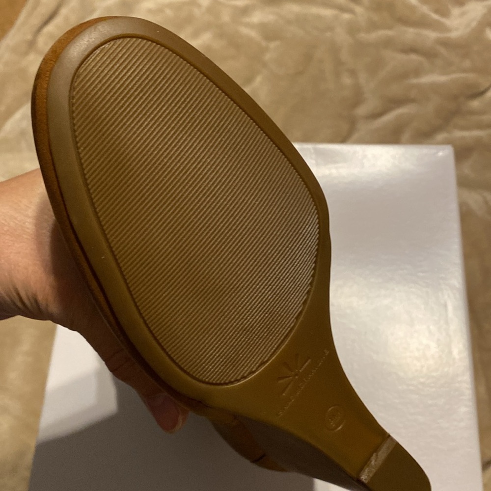 Isaac Mizrahi Vicky Leather Wedge Ankle Boot / Bootie NEW - Picture 3 of 9